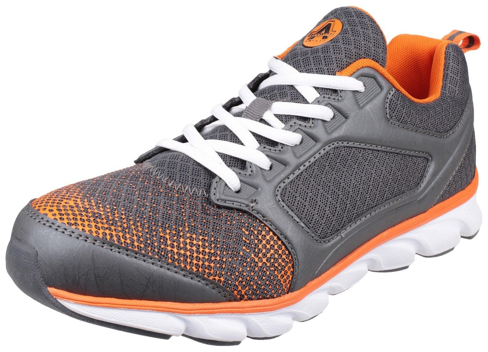 Lightweight sporty safety trainer with athletic breathable moisture wicking mesh upper and flexible traction EVA/Rubber outsoleNon-Leather PU & Mesh Upper. 
Moisture Wicking Breathable Mesh Lining. 
200 Joules Steel Toecap. 
Anti-penetration Non-Metal Midsole. 
Padded Mesh Collar and Tongue.