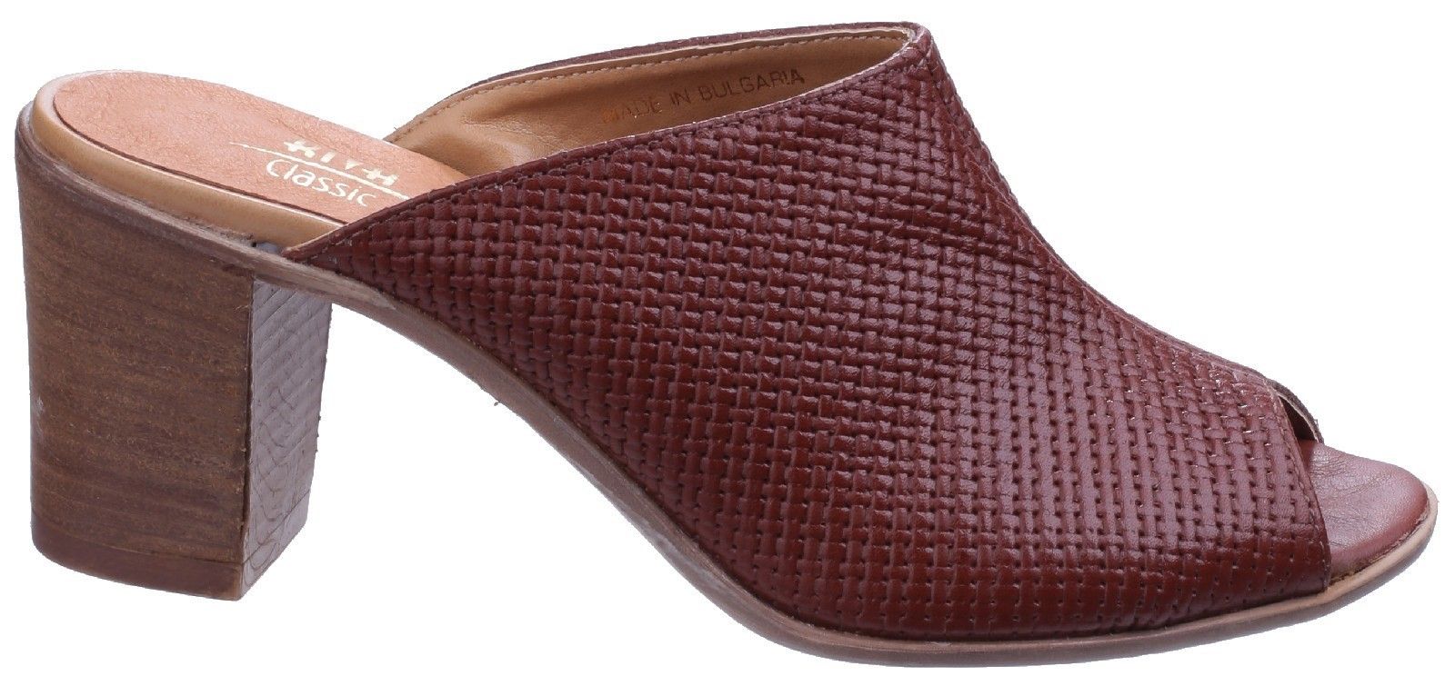 Textured Leather Mule with Peep toe with 50mm block heel Textured Leather Mule. 
Peep toe. 
Leather lining.