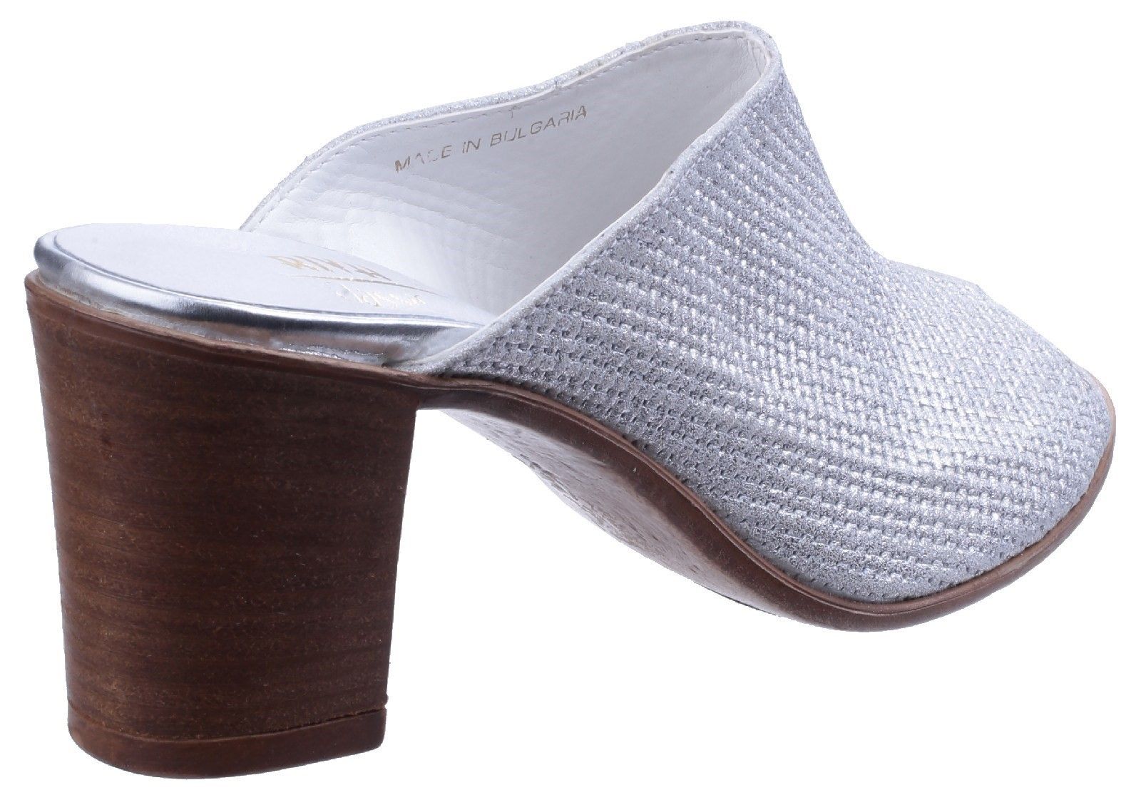 Textured Leather Mule with Peep toe with 50mm block heel Textured Leather Mule. 
Peep toe. 
Leather lining.