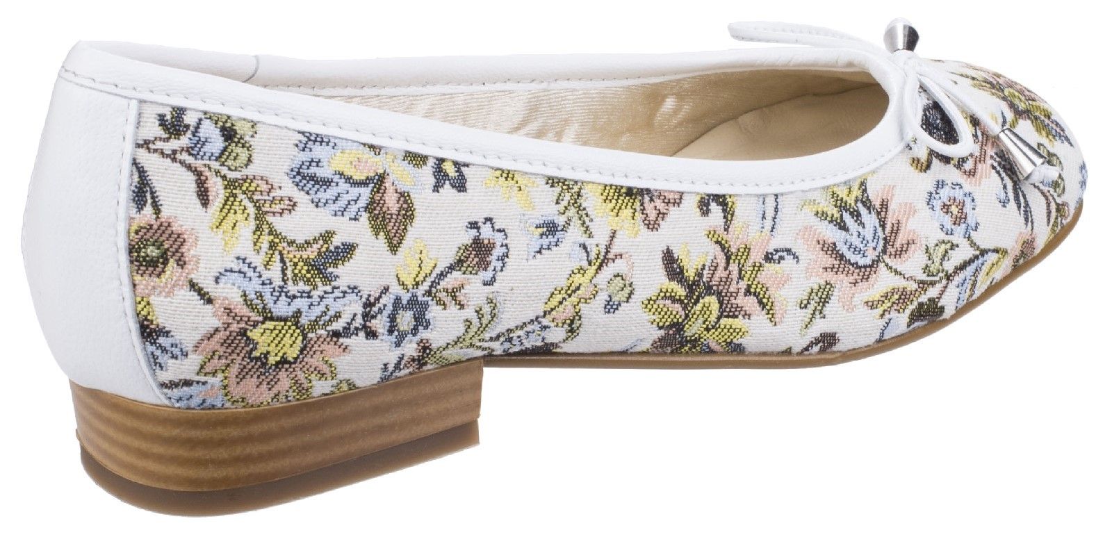 Discover luxury style and craftsmanship in Rivas Bolsena. A vintage floral design adorns a modern ballerina court with refined fit and clean-cut edges. Ladies slip on ballerina court shoe. 
Crafted with a luxury textile woven upper. 
Vintage floral pattern design. 
Leather rim and bow trim with metallic finish. 
Silky smooth comfort padded textile lining.