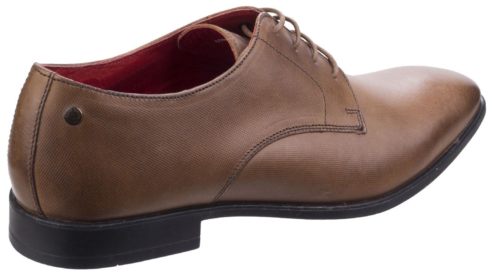 Shilling is a chiselled tip, plain toe derby from the Sterling range. A non-fussy design with simple but effective hold punch detailing on the open lacing. Its textured rubber sole provides a confident step, perfect for the morning commute. High quality waxy leather with deep shine. 
High quality leather lining.