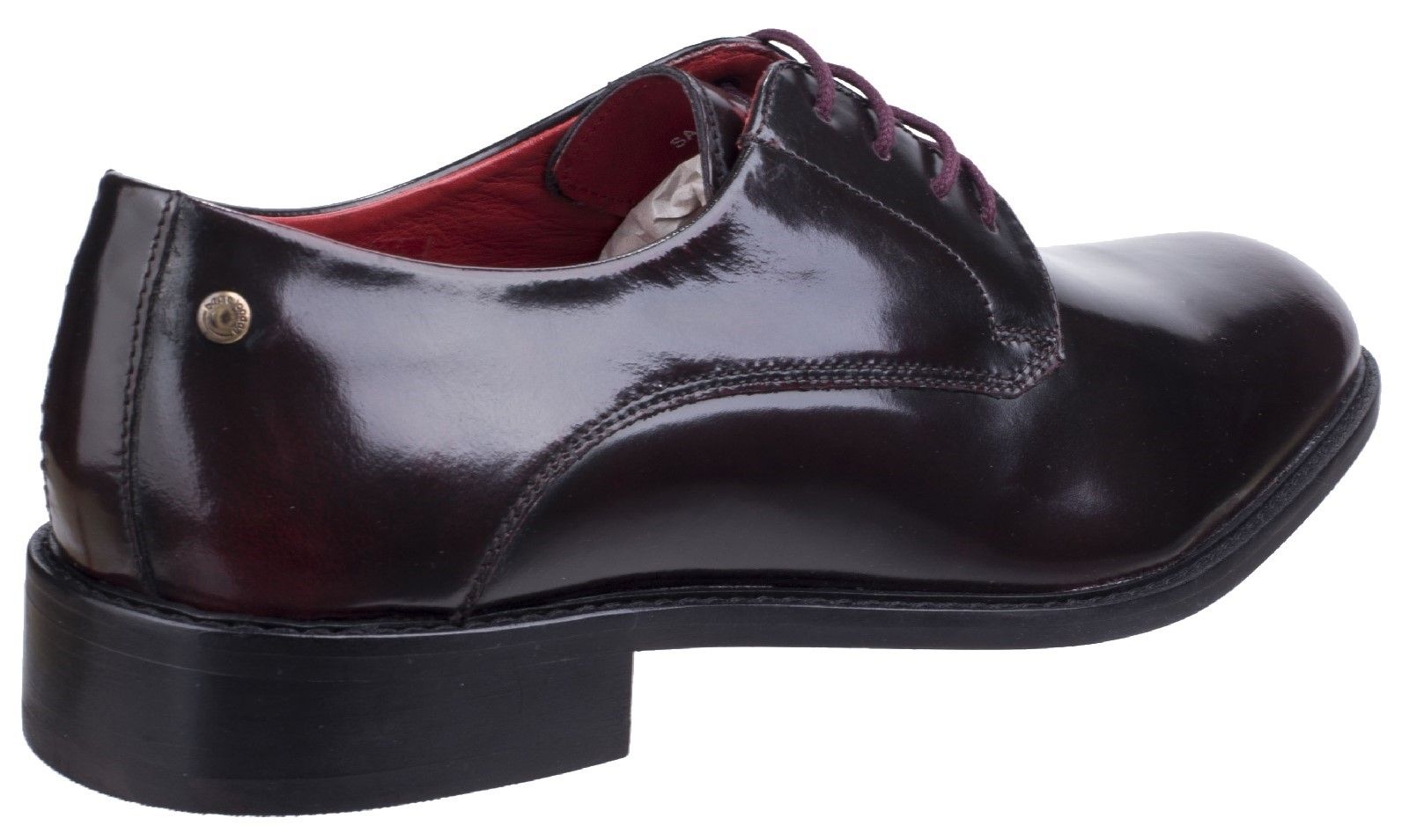 Bexley is a crisp statement shoe from our new Brewmaster collection. Composed from chic hi shine leather uppers.With it's prominent resin outsole, this Oxford shoe offers a nostalgic nod to vintage style, whilst delivering a fashion forward feel. Hi-Shine Leather uppers. 
High quality leather lining.