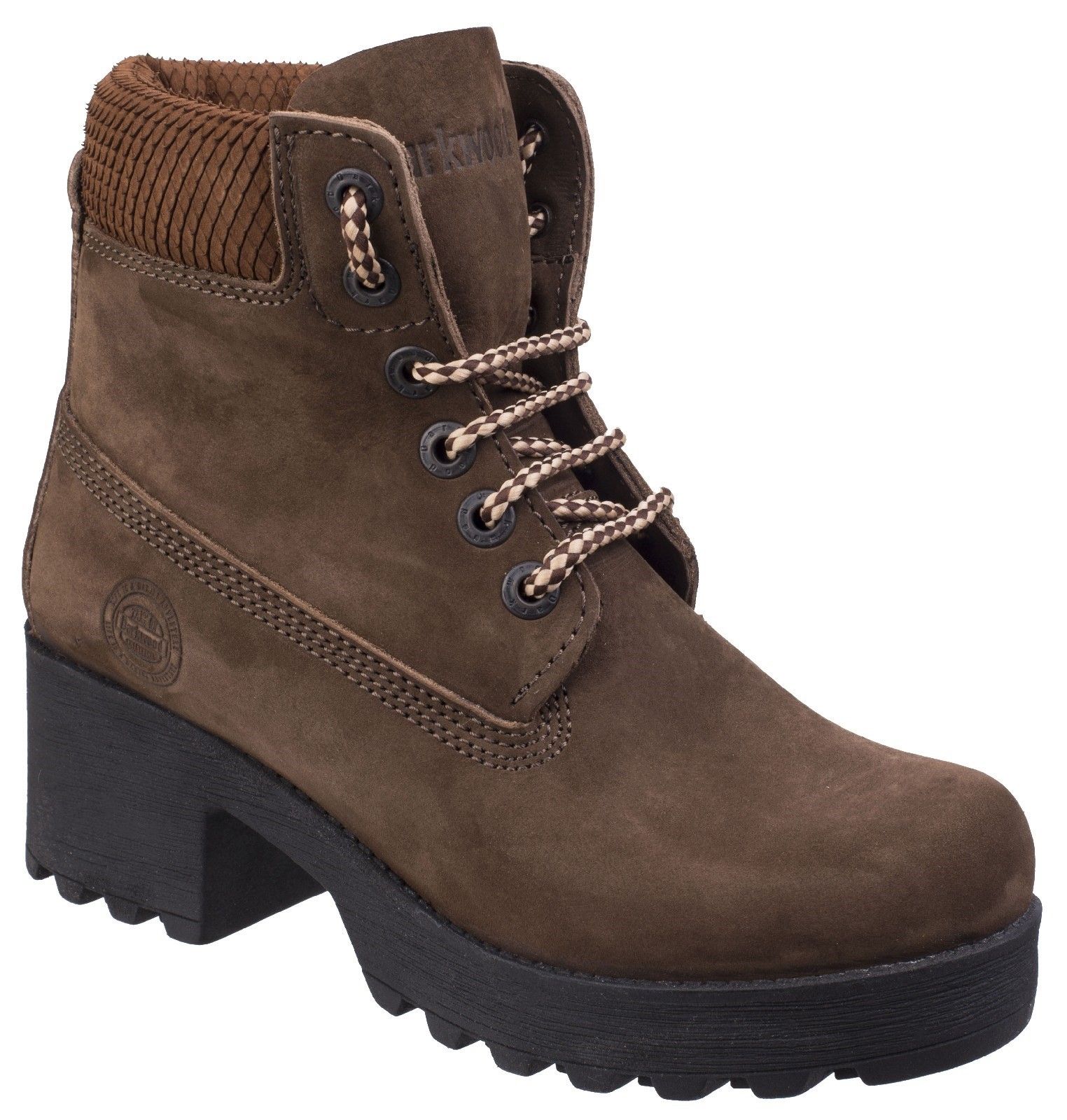 Darkwood boots with classy design, featuring water-resistant membrane. Perfect for hiking and cold weather conditions. Womens water-resistant casual boot. 
Warm-Lining. 
Ideal for autumn and winter. 
Water-resistant genuine leather. 
Good level of puncture resistance against brambles.