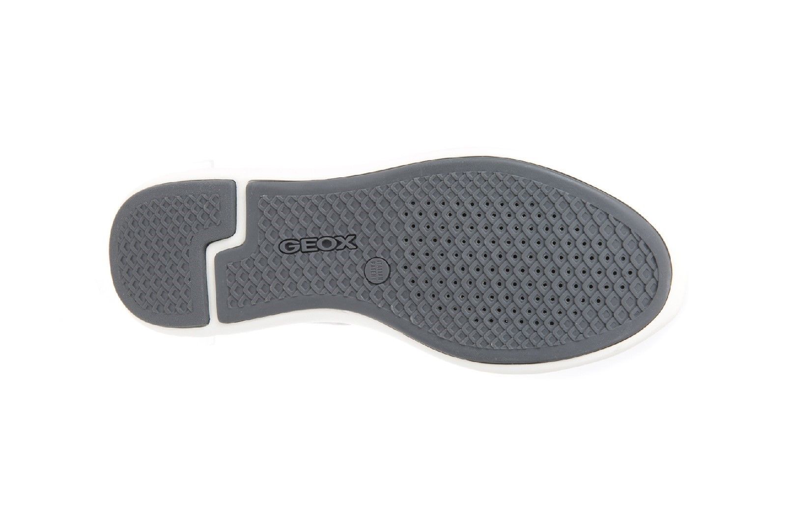 Exclusive patent. The combination of the perforated sole and resistant breathable and waterproof membrane allow for natural temperature regulation, creating the perfect microclimate inside the shoe.It keeps feet dry and comfortable for the whole day.Exclusive Patent. 
Perforated Sole. 
Breathable and waterproof membrane.