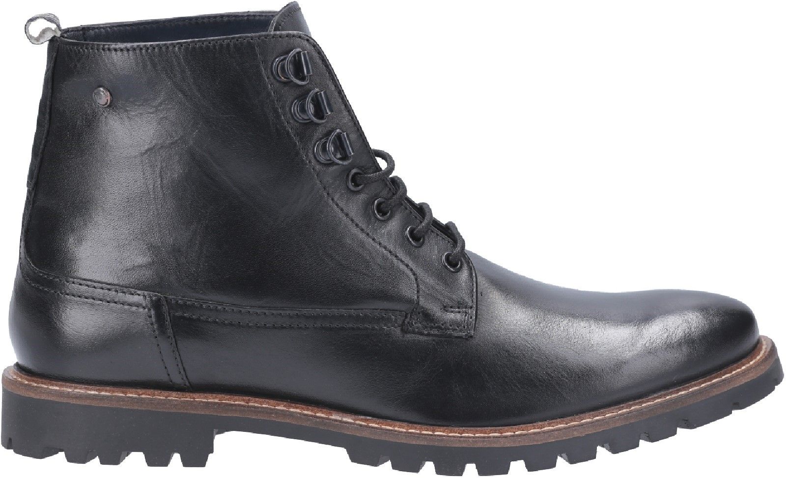 Callahan is a men's lace-up boot from Base London. Sitting firmly on a cleated rubber commando sole, Callahan is perfect for tackling the elements in style and the Ortholite inner-sole will keep your feet comfortable and dry all day.Lace Up Boot. 
Rubber Sole.