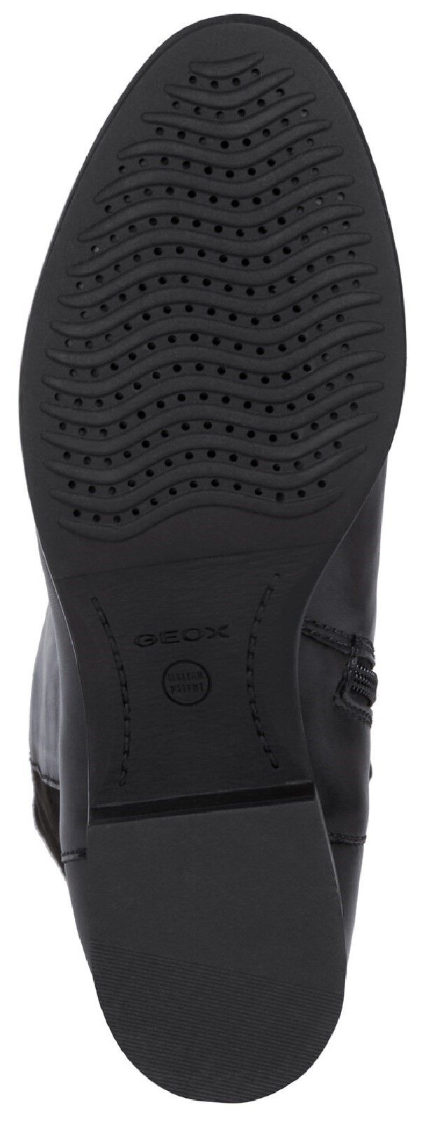 Exclusive patent. The combination of the perforated sole and resistant breathable and waterproof membrane allow for natural temperature regulation, creating the perfect micro-climate inside the shoe.It keeps feet dry and comfortable for the whole dayExclusive Patent. 
Perforated footbed. 
Resistant outsole.