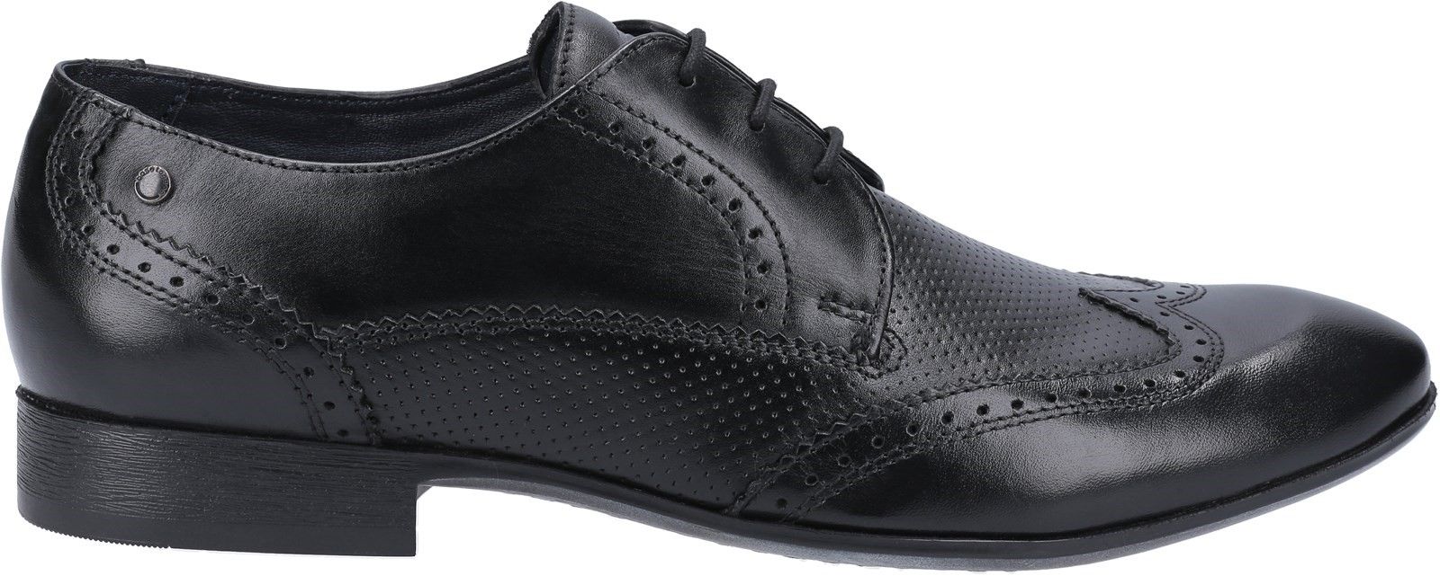 Whether you're looking for workwear or special occasion wear, the Philby brogue will have you covered. Its traditional and simple design makes it suitable for a variety of occasions, making it a staple in any man's footlocker. Wing-tip. 
3-lace brogue. 
No-fuss design. 
Subtle brogue & stitching detail. 
Elegant resin sole.