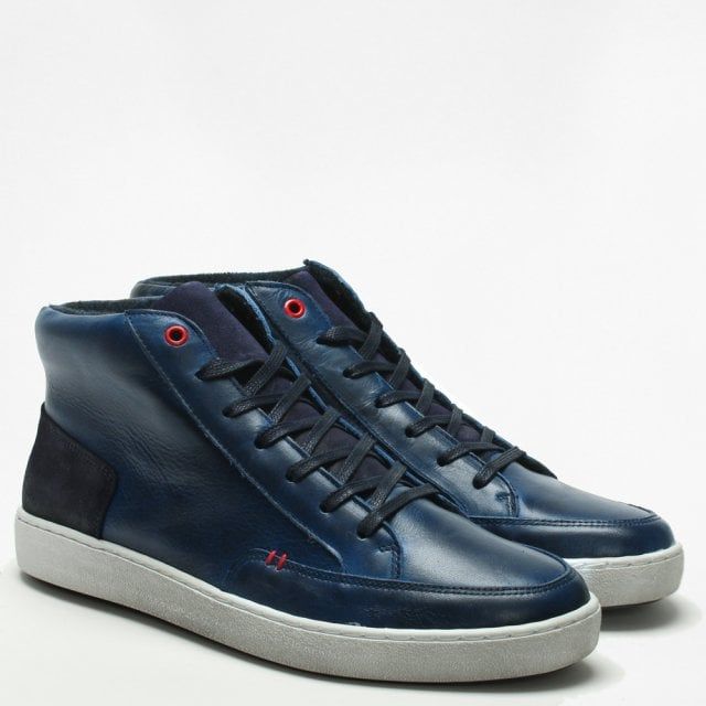 Add the Daniel Hotch Leather High Top Trainers to your dressed down casual style. This classic high top is crafted from a premium leather upper with fleece lining and comfy rubber sole. The lace up upper provides the perfect fit and an easy wear. This staple style will see you through Season after Season.