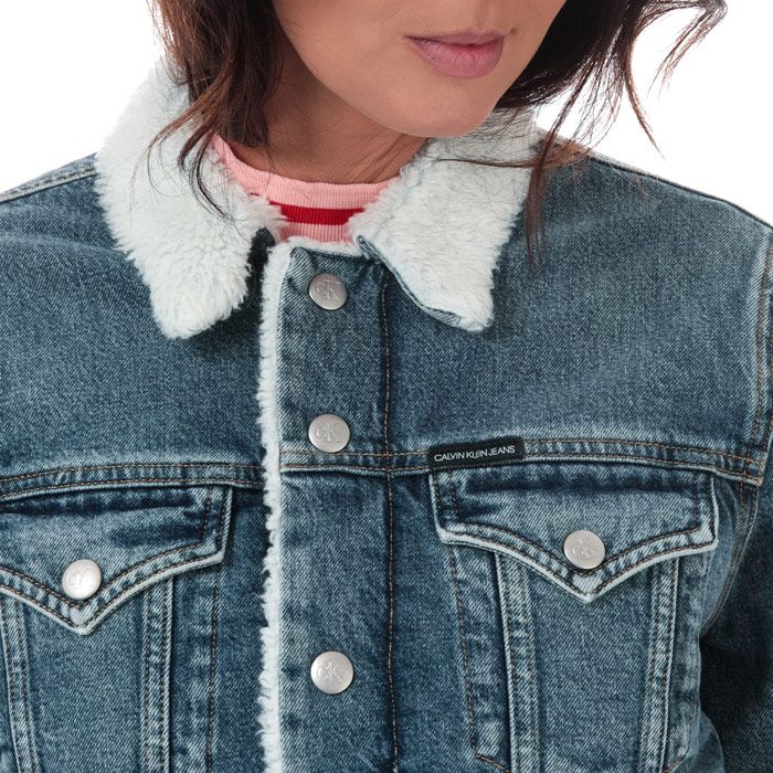 Women's Calvin Klein Sherpa Denim Trucker Jacket Blue 810in Blue