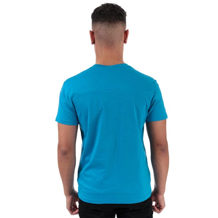 Mens Calvin Klein Round Logo T-Shirt in blue.<BR><BR>- Ribbed crew neck.<BR>- Short sleeves.<BR>- Calvin Klein Jeans logo print at centre chest.<BR>- Soft cotton jersey construction.<BR>- Regular fit.<BR>- 100% Cotton.  Machine wash at 30 degrees.<BR>- Ref: J30J314760C2O