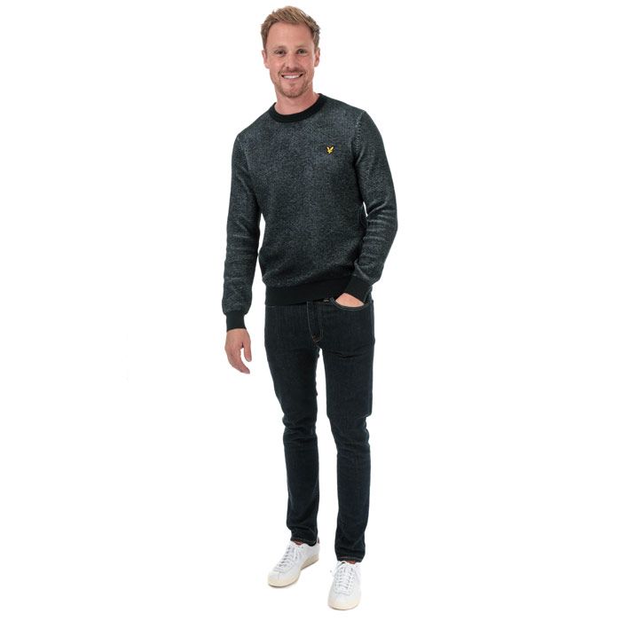Mens Lyle And Scott Crew Neck Knitted Jumper in dark navy.<BR><BR>- Ribbed crew neck.<BR>- Long sleeves.<BR>- Ribbed cuffs and hem.<BR>- Embroidered eagle logo at left chest.<BR>- Tonal back neck tape.<BR>- Textured  light to dark fade construction.<BR>- 100% Cotton.  Machine washable.<BR>- Ref: KN1210VZ271