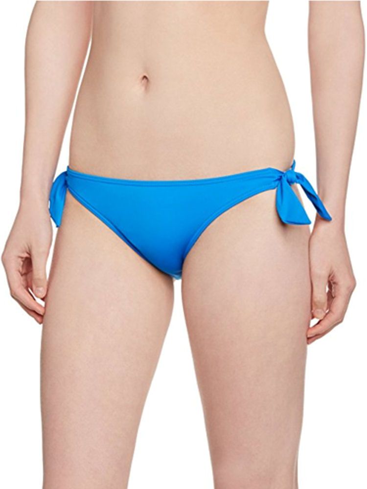 The Lepel Bow Swimwear Collection, these are a classic wide tie side bikini brief.  Finished in all over smooth fabric, the Bow range is the must have swimwear set for your favourite collections.