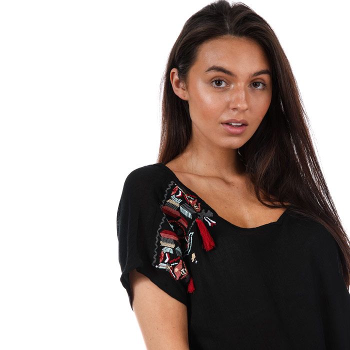 Womens Brave Soul Lena Embroidered Oversized T-Shirt in black.<BR><BR>- Loose fitting top with on-trend floral embroidery and tassel detailing.<BR>- V-neck.<BR>- Embroidery and tassel embellishment at shoulders.<BR>- Short batwing sleeves.<BR>- Front tie detail.<BR>- Measurement from shoulder to hem: 23in approximately.<BR>- 100% Viscose.  Machine washable.<BR>- Ref: LWV-432LENA<BR><BR>Measurements are intended for guidance only.