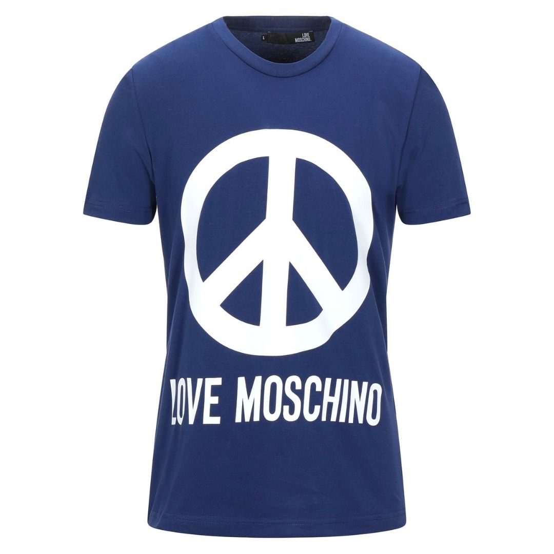 Love Moschino Large Brand Peace Logo Blue T-Shirt. Short Sleeved Blue Crew Neck Tee. Regular Fit, Fits True To Size. 95% Cotton 5% Elastane, Comfortable Stretch Material. White Large Branded Print. M 4 731 2Q E 1811 Y56