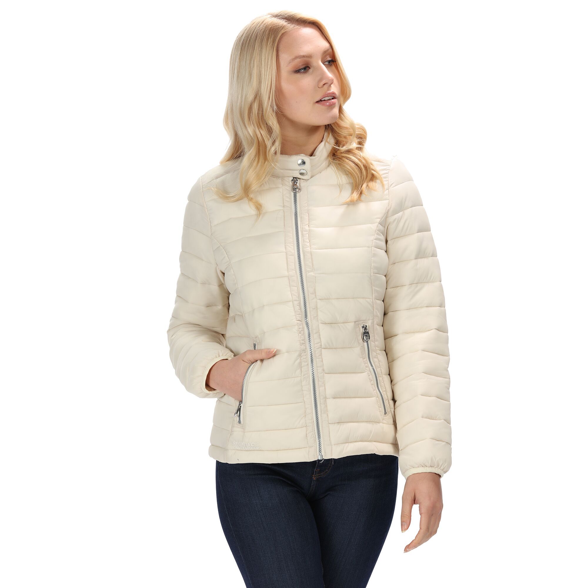 Womens full zip jacket with water repellent and care finish. Thermo-Guard insulation. Polyester taffeta lined. Fashion stand collar with branded snap fastening. 2 zipped lower warm lined pockets. Ideal for wearing outdoors on a cold day. 100% Polyamide.