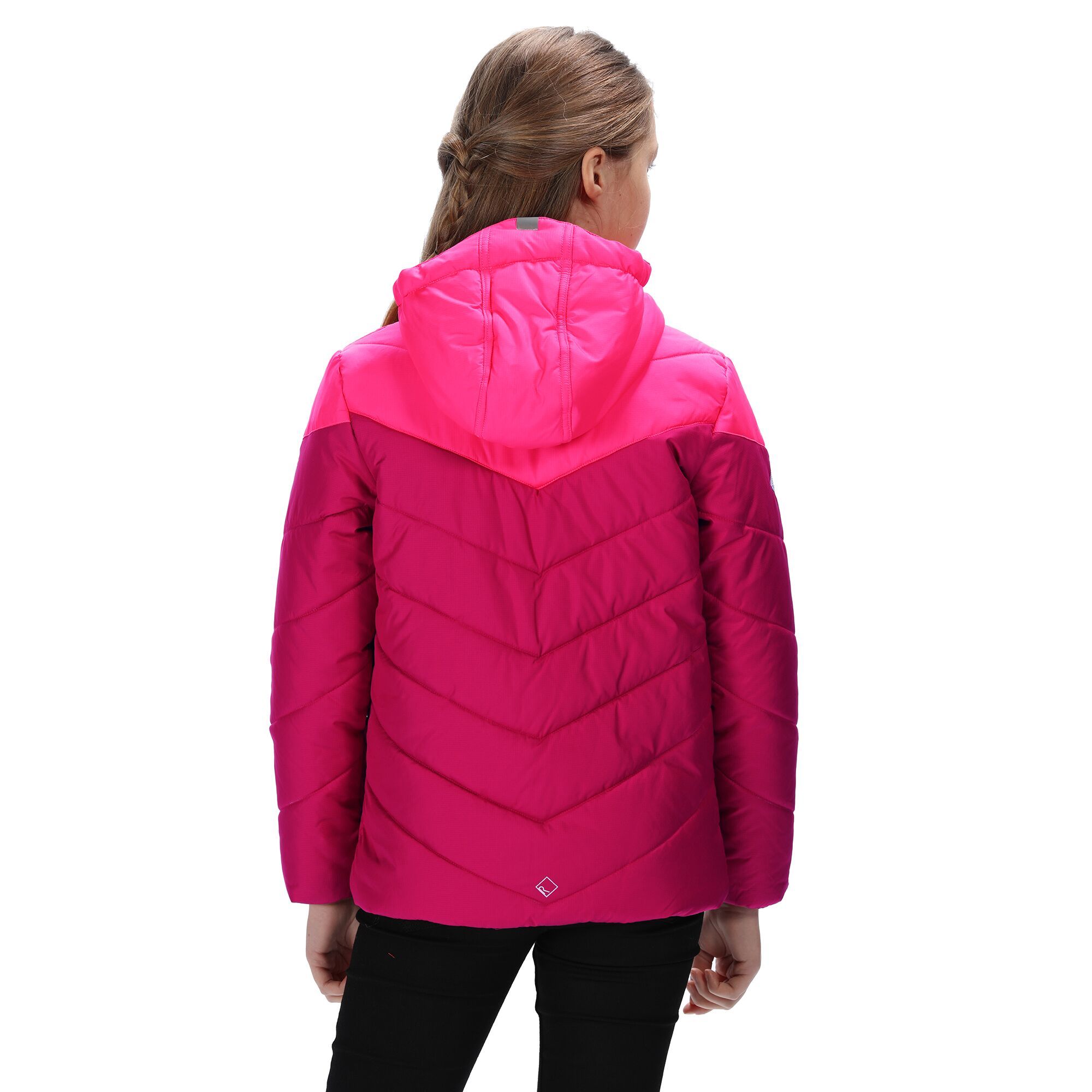 Material: 100% 75d polyester fabric. Durable water repellent finish. Thermo-Guard insulation. Heavyweight fill. Grown on hood. 2 zipped lower pockets. Elasticated cuffs and hem. Reflective trim. Signature R on the chest. Size (height/chest): (2 Years) 92cm/53-55cm, (3-4 Years) 98-104cm/55-57cm, (5-6 Years) 110-116cm/59-61cm, (7-8 Years) 122-128cm/63-67cm, (9-10 Years) 135-140cm/69-73cm, (11-12 Years) 146-152cm/75-79cm, (13 Years) 153-158cm/82cm, (14 Years) 164-170cm/86cm, (15-16 Years) 170-176cm/89-92cm.