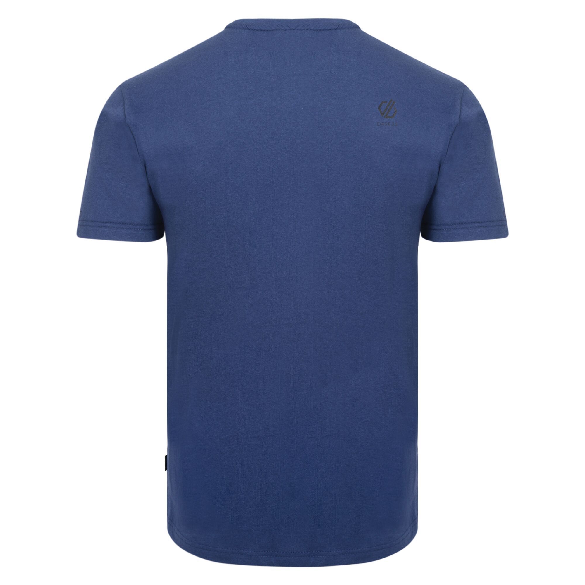 Made of a cotton blend jersey fabric. Cut with a relaxed fit. Lightly ribbed collar.