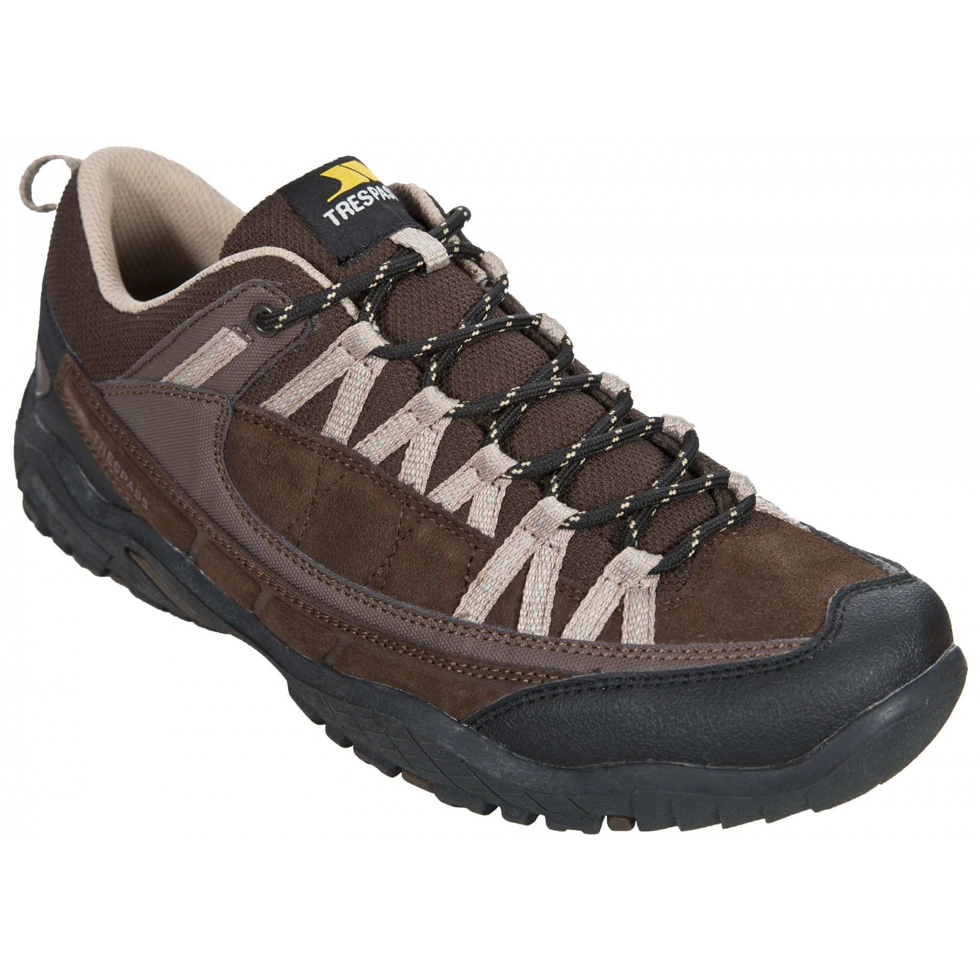 Mens walking lifestyle low. Easy-flow lacing system. Arch stabilising and supportive shank. Cushioned and contoured footbed. Upper: Cow suede/PU/Textile, Lining: Textile, Insole: Moulded EVA, Outsoule: Rubber.