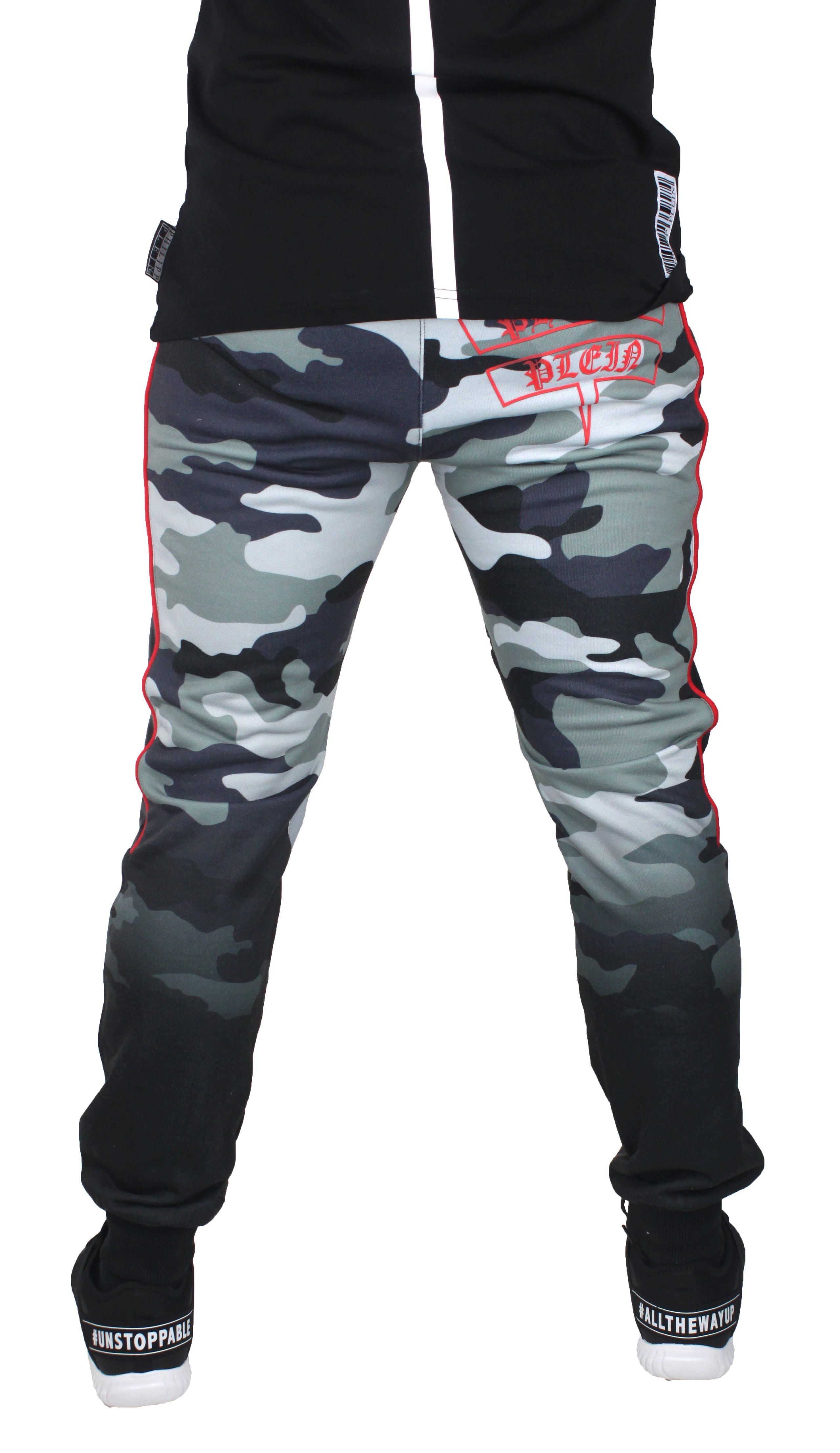 Philipp Plein MJT0171 Raitaro CM99 Sweat Pants. Philipp Plein Green Camo Sweat Pants. 100% Cotton. Iconic prints on the front and the back embellished in diamantes. Metal plated logo on the back pocket. Green Camo Pattern