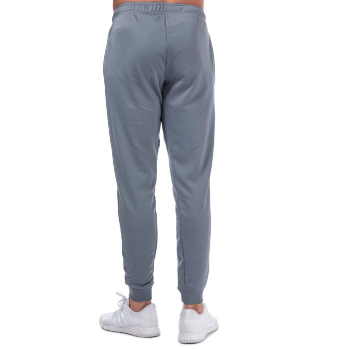 Mens New Balance Core Fleece Jog Pant in Grey.<BR><BR>- Thermal properties.<BR>- Moisture wicking NB DRY technology.<BR>- Elasticated ribbed waist.<BR>- Internal drawcords.<BR>- Side welt pockets.<BR>- Ribbed cuffs.<BR>- Brushed fleece lining.<BR>- Inside leg length: 29 inches approximately.<BR>- 100% Polyester. Machine Washable.<BR>- Ref: MP73011<BR><BR>Measurements are intended for guidance only.
