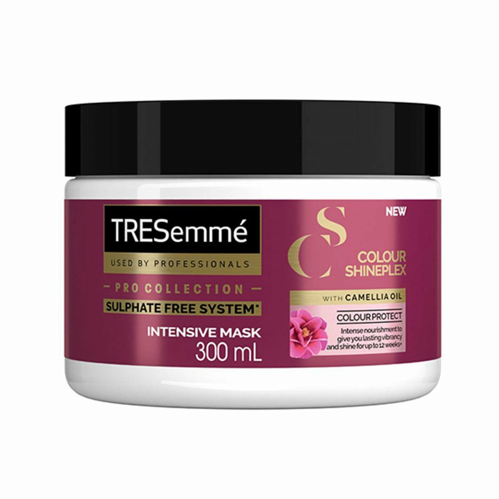 TRESemme Pro Collection Colour Shineplex Intensive Hair Mask, 3 Pack, 300ml


COLOUR SHINEPLEX SULPHATE FREE MASK : Your colour is an investment you want to last. Whether you’re a fan of the natural look or you love a bold new colour trend, it’s important to take care of your coloured hair by using products that are mild and gentle for your hair. That is why we launched our TRESemmé Pro Collection Colour Shineplex intensive mask that is part of our first ever sulphate free system. 


TRESemmé Pro Collection Colour Shineplex Intensive Mask combines professional performance with gentle care. Combining professional performance with gentle care, the mask provides intense nourishment due to higher concentration of conditioning actives.

    TRESemme pro collection colour shineplex intensive mask combines professional performance with gentle care
    Intense nourishment due to higher concentration of conditioning actives
    Infused with camellia oil, known for its regenerative properties
    The rich formula gives better coverage of your hair for revitalized, nourished and naturally beautiful hair
    Get long lasting colour vibrancy for up to 12 weeks
    Delivers on coloured hair needs without the use of sulphates


How to Use : 

    Always start your style with TRESemmé Pro Collection Colour Shineplex Shampoo and Conditioner. 
    Apply a generous amount, distributing evenly from the middle to the ends. 
    Work anything that's left through the roots. 
    Run a wide-tooth comb or your fingers through to smooth and detangle. 
    Leave on for 3-5 minutes and rinse thoroughly. 
    Use as a weekly indulgence or as often as needed.


Caution : use only as directed. Avoid contact with eyes. If eye contact occurs wash out immediately with warm water. If irritation occurs discontinue use. As we are always looking to improve our products, our formulations change from time to time, so please always check the product packaging before use.