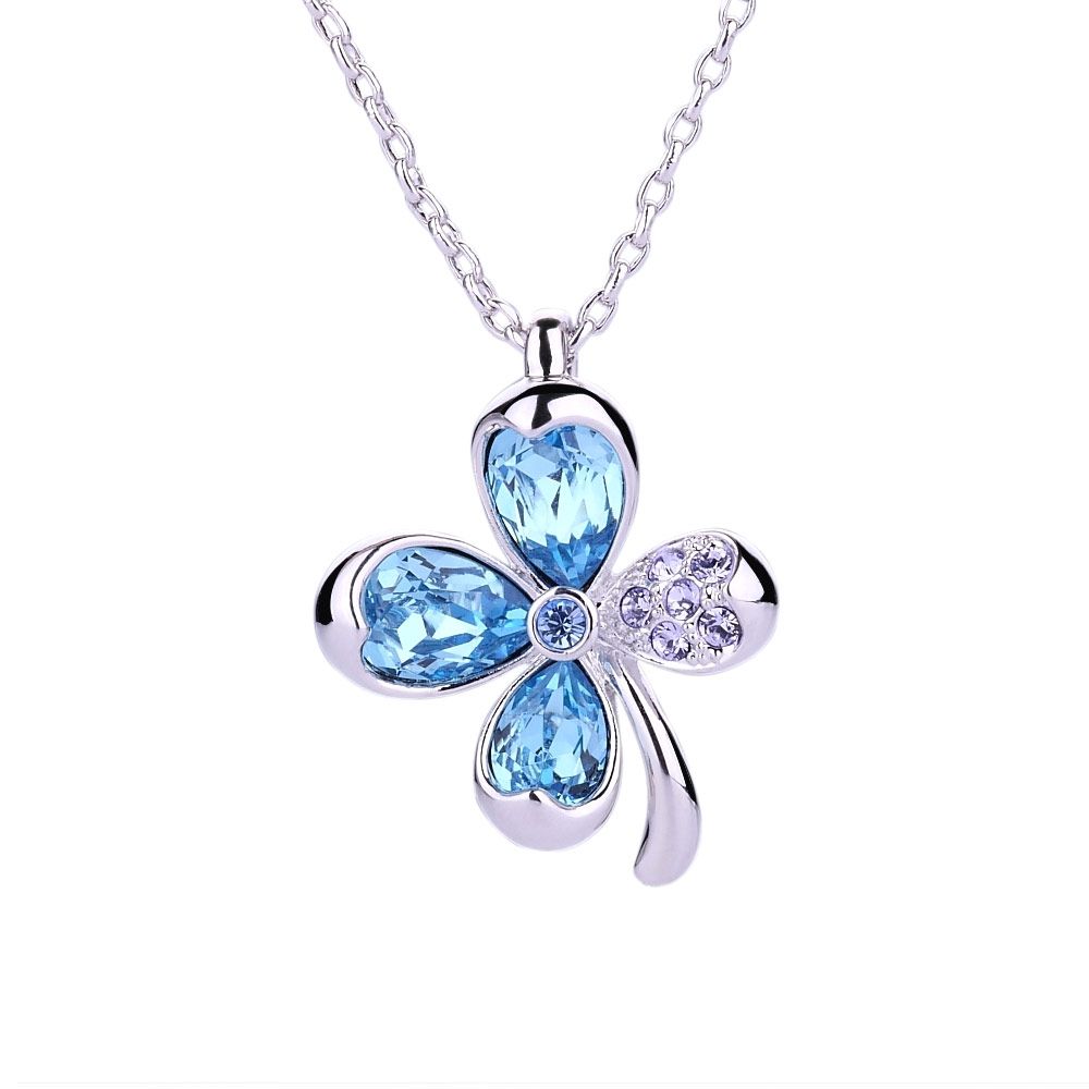 Blue Swarovski Crystal Elements Clover Pendant Beautiful pendant design 