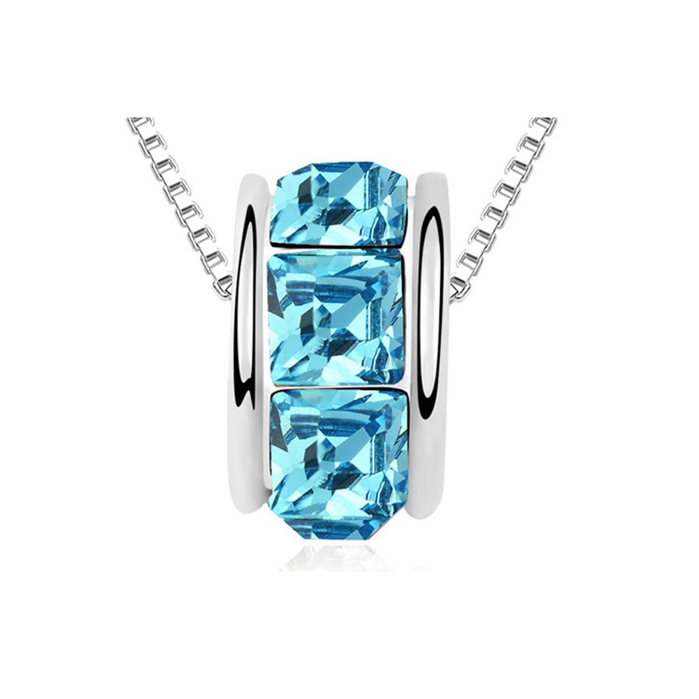 Blue Swarovski Elements Crystal Ring Necklace and White Gold Plated This necklace is composed of crystal blue Swarovski Elements. Mount plated 18K white gold Dimensions: 1.2 x 0.7 cm Chain included 40cm + 5cm adjustable.