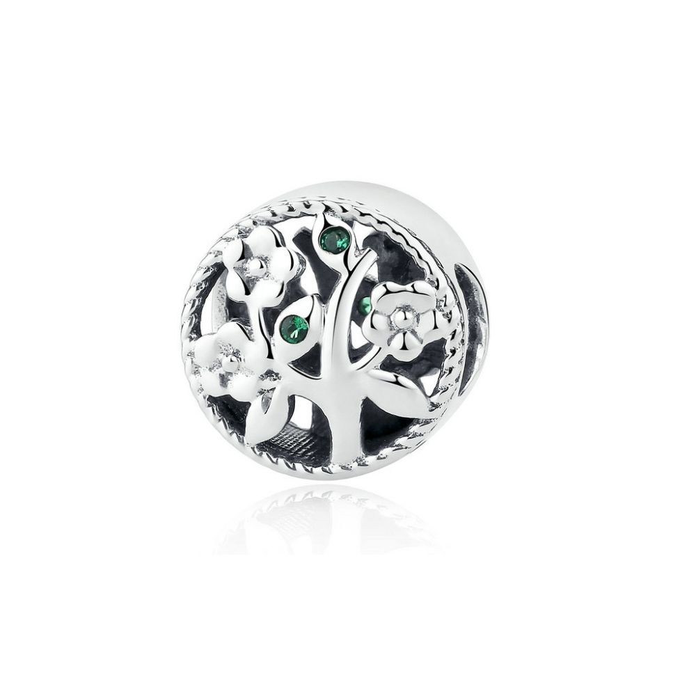 925 Silver Tree of Life Pendant Charms bead Material : 925 silver Sets with green cystals Dimension : 1 x 1 cm Hole Diameter : 0.4 cm