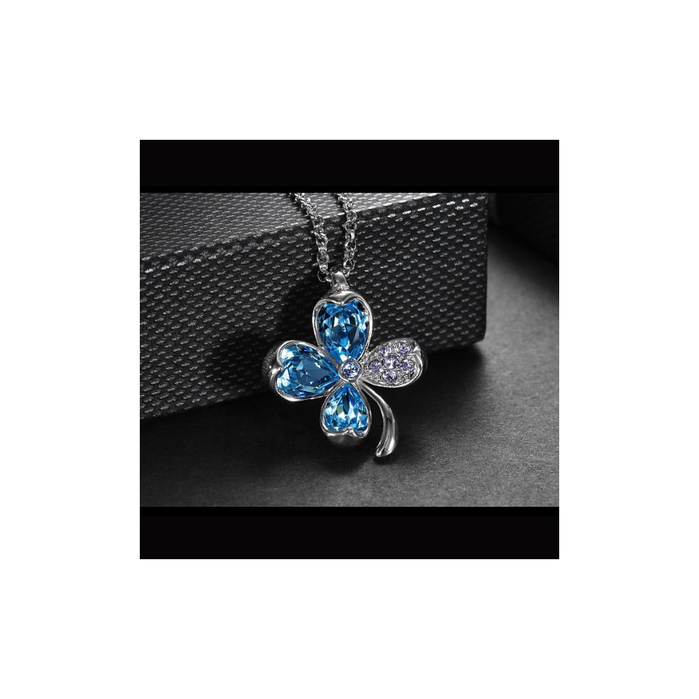 Blue Swarovski Crystal Elements Clover Pendant Beautiful pendant design 