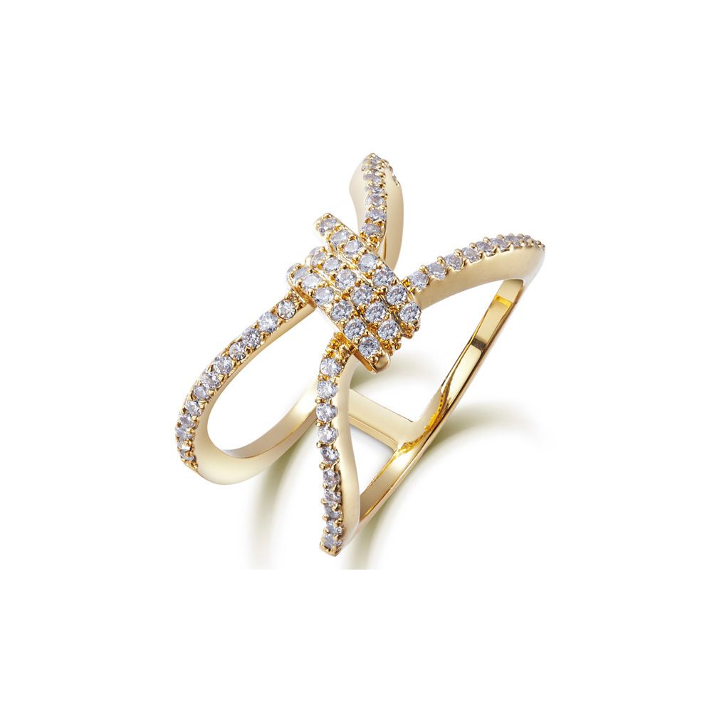 White Swarovski Elements Crystal and Rhodium Plated This dazzling ring is made of Swarovski Elements white to intense reflections. The frame is made of alloy of high quality Rhodium plated gold for a perfect finish. With its unique design, this gem will add elegance and brightness for any occasion key. Ring width: 1.3 cm