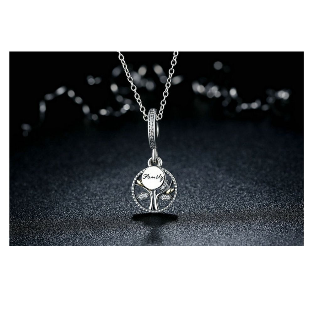 925 Silver Tree of Life Pendant Charms bead Material : 925 silver Sets with white cystals Dimension : 1 x 2.4 cm Hole Diameter : 0.4 cm