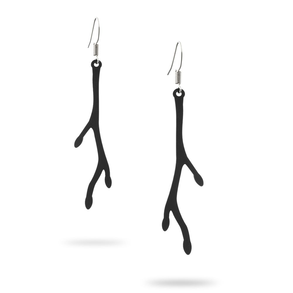 Coral Dangling Earrings - GUM JEWELRY Magnificent French creation with an ultra chic look. Made of black silicone gum it has many advantages. Very nice to wear this material is lightweight and very soft. Malleable and deformable, you can fold it, put it away, manhandle this jewel will resume its original shape. Ideal to take it anywhere with you. Very durable you can wear it in all circumstances as at the beach or pool. Drop earrings with hooks in stainless steel. Material : silicone Length: 5 cm Thickness: 2 mm Weight: 1 gr Optional with or without crystal Swarovski Elements