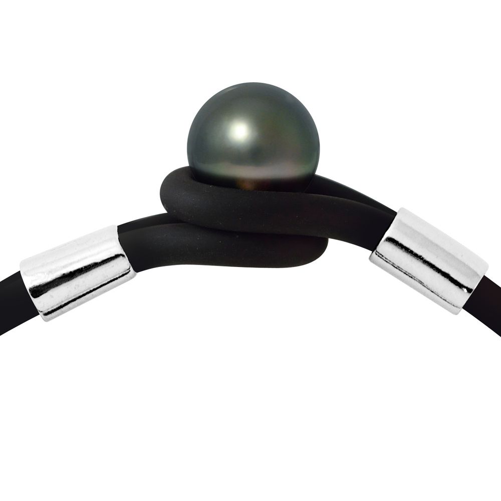 Tahitian Pearl, Neoprene Bracelet and 925 Sterling Silver Made in France Fashionable and Sporty look ! This magnificent neoprene bracelet is composed of a real Tahitian round pearl of 10 mm. The frame is in Sterling Silver 925/1000 for a perfect finish and an extreme shine. Cultured of Tahitian Pearl Pearl shape: round Color : Black Diameter : 10 mm Luster : Excellent Material: Neoprene, 2 rows of 3 mm Mounting: 925/1000 Sterling Silver Weight: 5.90 gr Length of strap: 19 cm / changeable on request This bracelet suitable for both : men and women ! The bracelet closes on the top thanks to a neoprene buckle surrounding the pearl of Tahiti. Note: This jewel is part of our exceptional range and its production time by our artisans Joailliers can be a little longer than expected: + 24-48h.