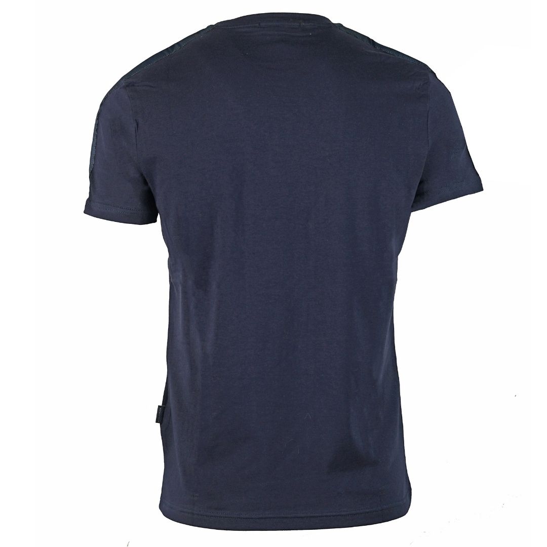Aquascutum Shoulder Stripe Navy T-Shirt. Aquascutum Shoulder Stripe Navy T-Shirt. Crew Neck, Short Sleeves. Stretch Fit 95% Cotton 5% Elastane. Regular Fit, Fits True To Size. Made In Italy, QMT017M0 03