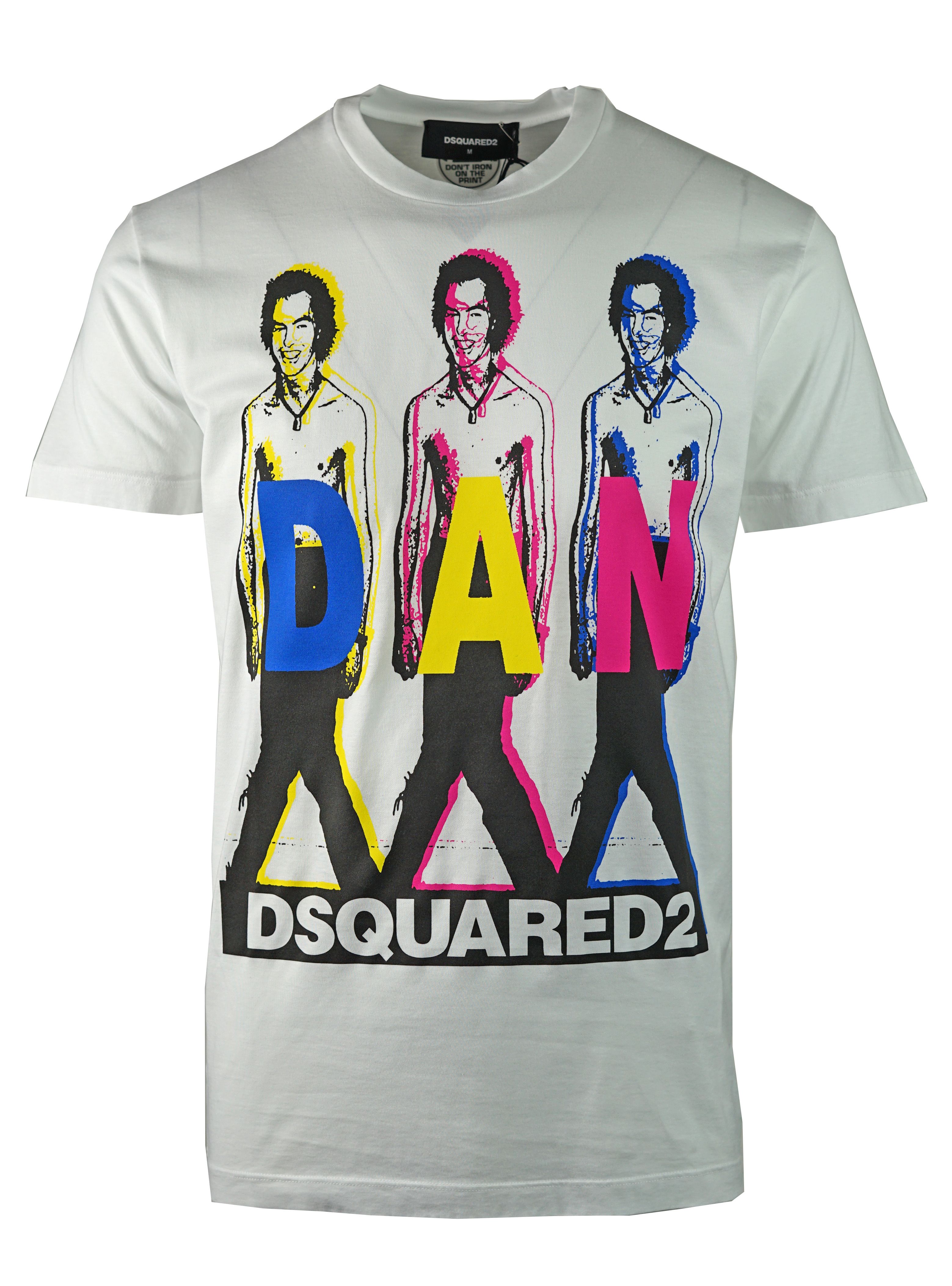DSquared2 S74GD0498 S22427 100 T-Shirt. Round Crew Neck Tee. 100% Cotton. Short Sleeves. Large Branded Print On The Front. Ribbed Neck and Sleeve Endings