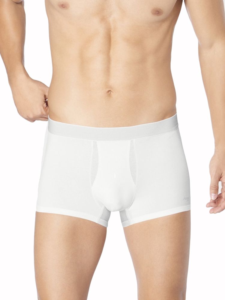Sloggi Everfresh Hipster Brief – 2 Pack.  These breathable hipster brief offers lasting freshness due to the mesh, breathable panelling on the front of the brief and the crotch.  The wide elasticated waist band has a white and black check pattern and the brief is finished with the Sloggi logo just above the leg.