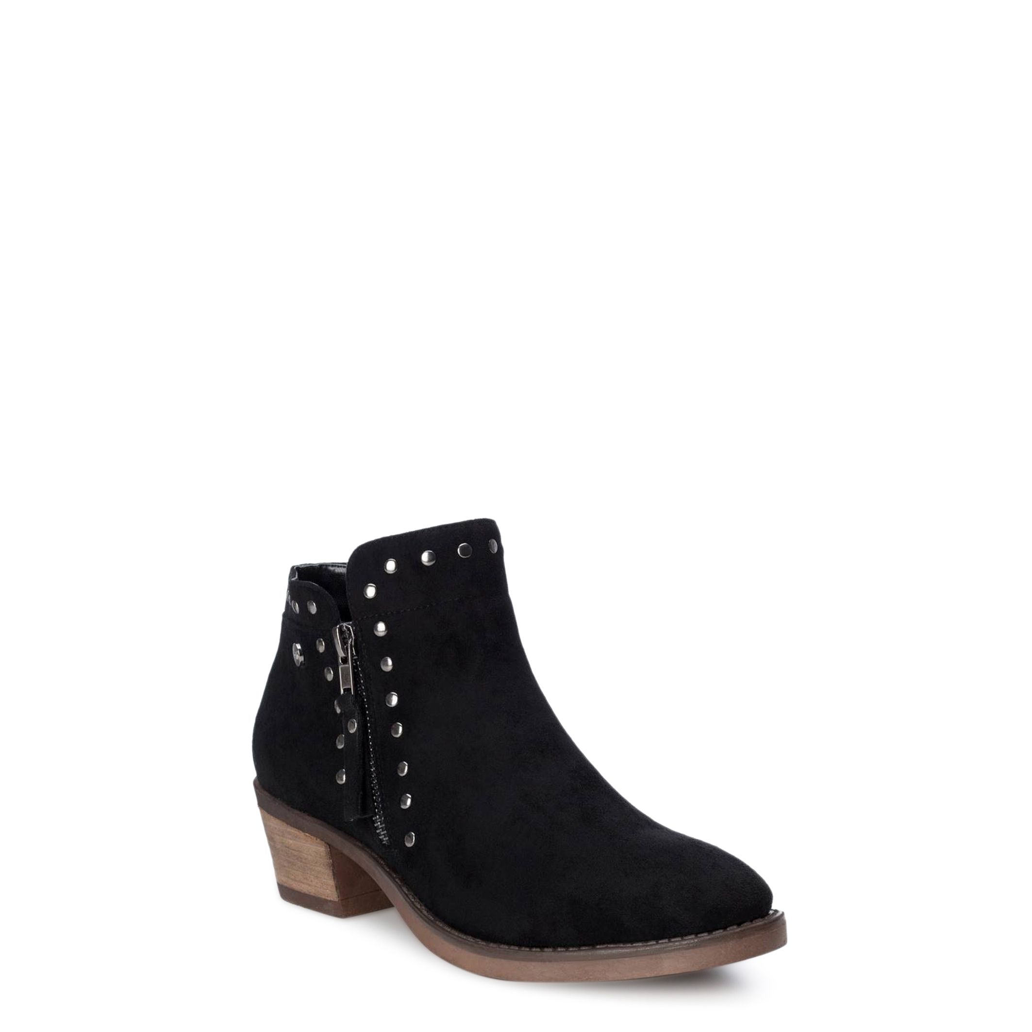 Collection: Fall/Winter <br> Gender: Woman <br> Type: Ankle boots <br> Upper: synthetic suede, fabric <br> Internal lining: synthetic material, fabric <br> Sole: rubber <br> Heel height cm: 5 <br> Details: studs, pointed toe, side zip