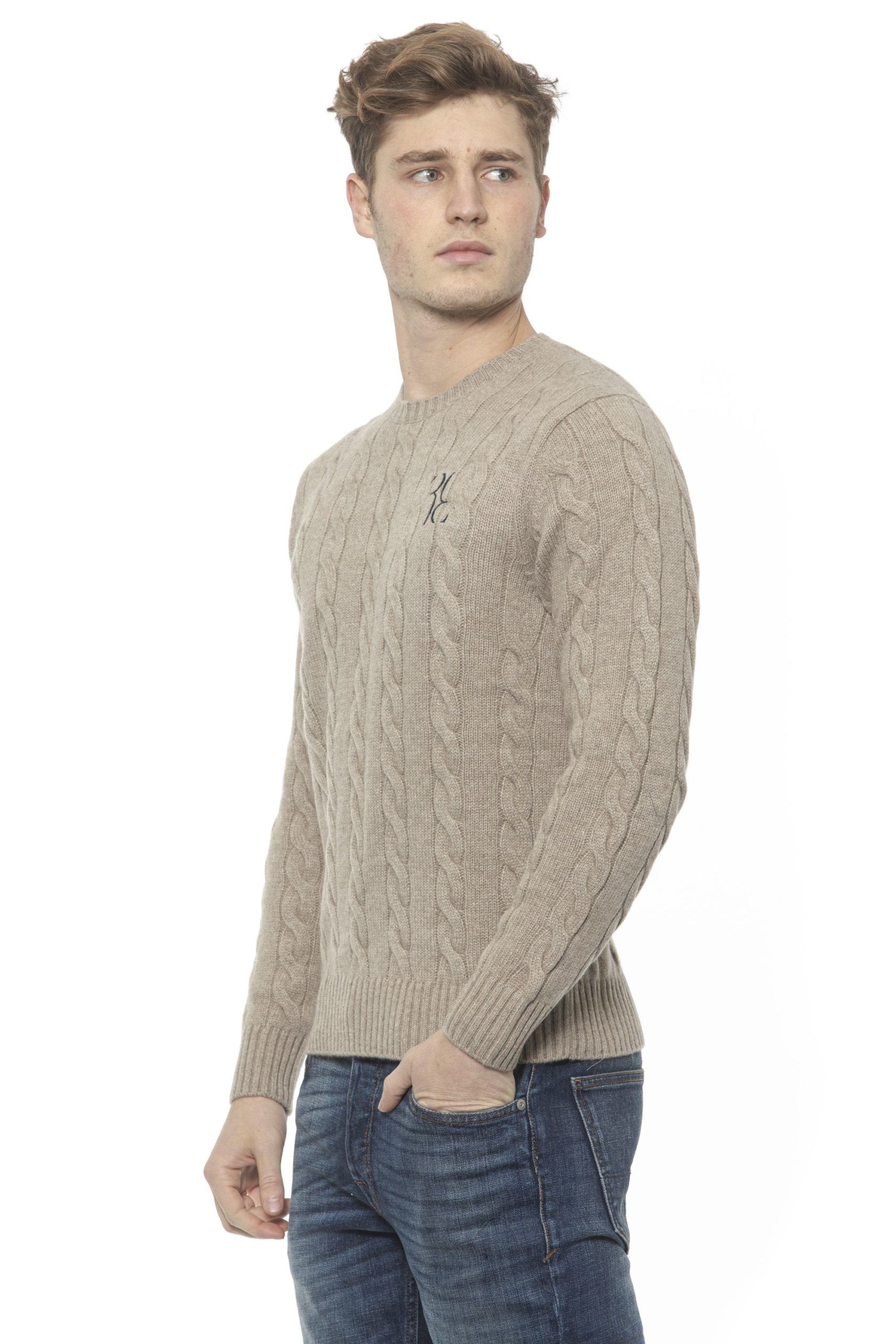 <p>Men’s Cashmere Crewneck Sweater. Intertwined Motif. Logo Embroidered On The Chest.</p>