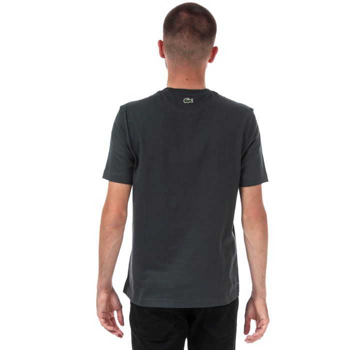 Mens Lacoste Live Signature T-Shirt  Grey<BR><BR>- Ribbed crew neck<BR>- Short Sleeves<BR>- Classic fit<BR>- Lacoste neon racing signature<BR>- Classic fit. <BR>- 100% Cotton  Machine washable.<BR>- Ref: TH810000QYA