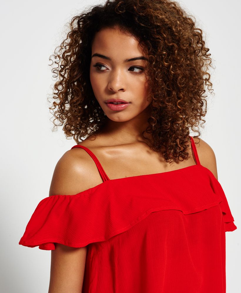 Superdry women's Peekaboo Palm cami top. This cute cami top features short layered sleeves in an off-the-shoulder design with small adjustable straps. This top is finished with a subtle metal Superdry logo tab above the hem.Model wears: Small Model height: 5’ 9” (175cm)