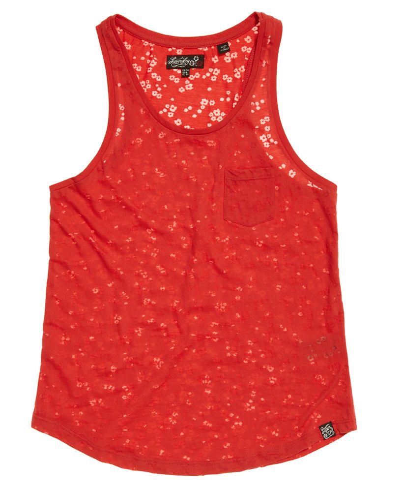 Superdry women’s Essential pocket tank top. This tank top features an all-over burnout print, a small pocket on the chest and is finished with a Superdry logo tab on the hem.