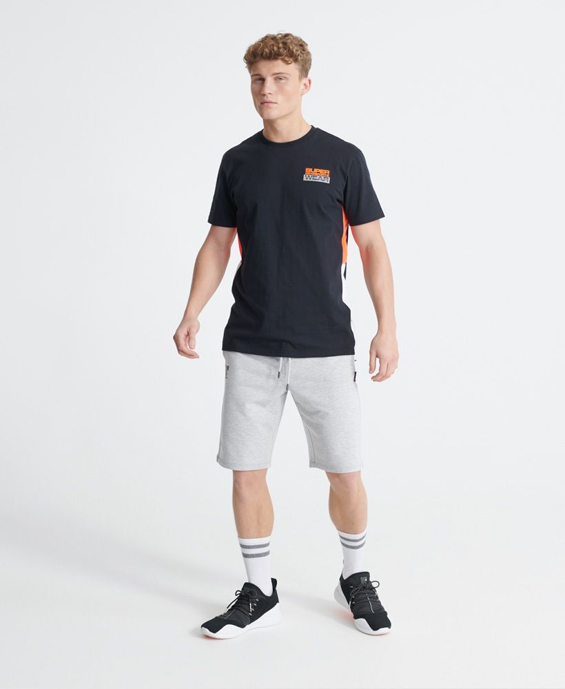 Superdry men's Training flex shorts. These comfortable training shorts are made with Superdry fabric that helps you to stay dry and cool so you can train at your best for longer. Featuring an elasticated drawstring waist, four-way stretch fabric, and two zip fastened pockets. Finished with a Superdry sport logo on on leg, and a Superdry logo tab on the side seam.Relaxed: A classic fit. Not too slim, not too tight – no distractions here