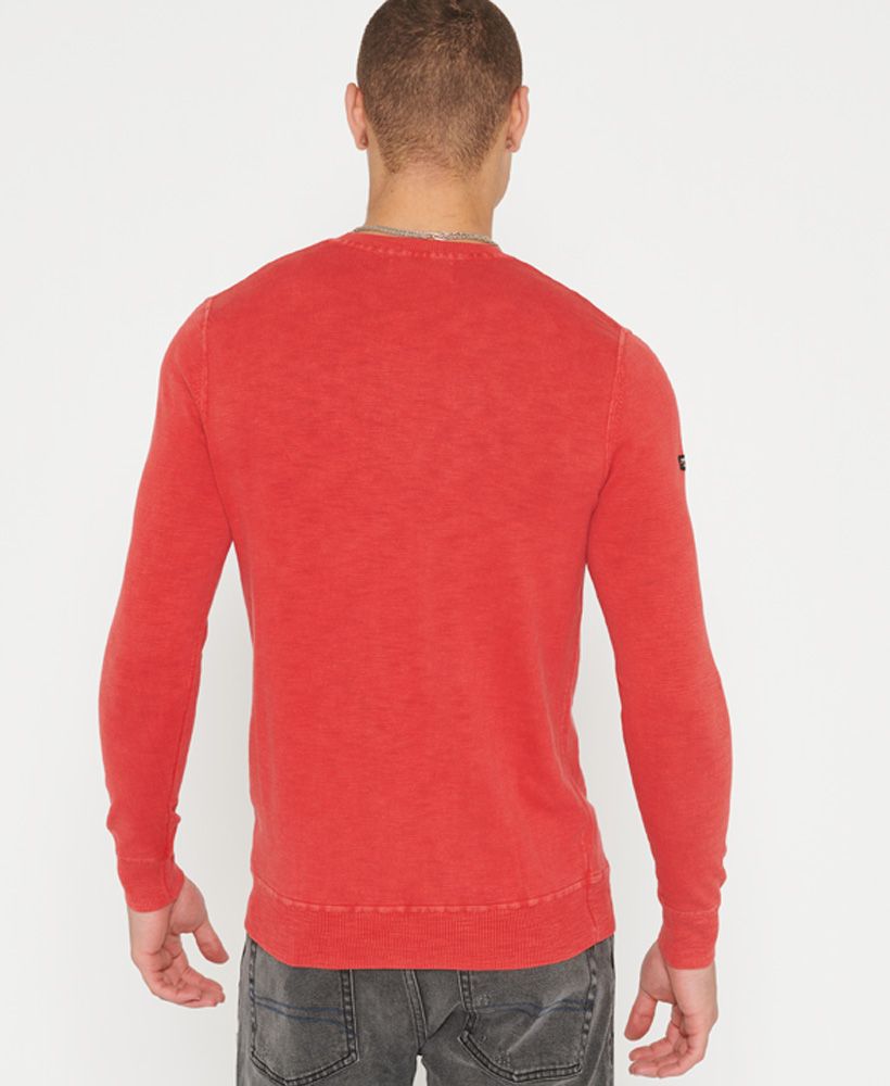 Superdry men’s garment dyed L.A crew neck jumper. This jumper is treated with specialist dying techniques that help give it a distressed style that looks unique. The jumper has ribbed cuffs and a ribbed hem as well as a V-stitch design on the neck. The jumper is finished with a Superdry logo patch on one sleeve along with the classic embroidered Superdry logo on the chest.Model wears: MediumModel height: 6’ 1” (185cm)Model chest size: 39