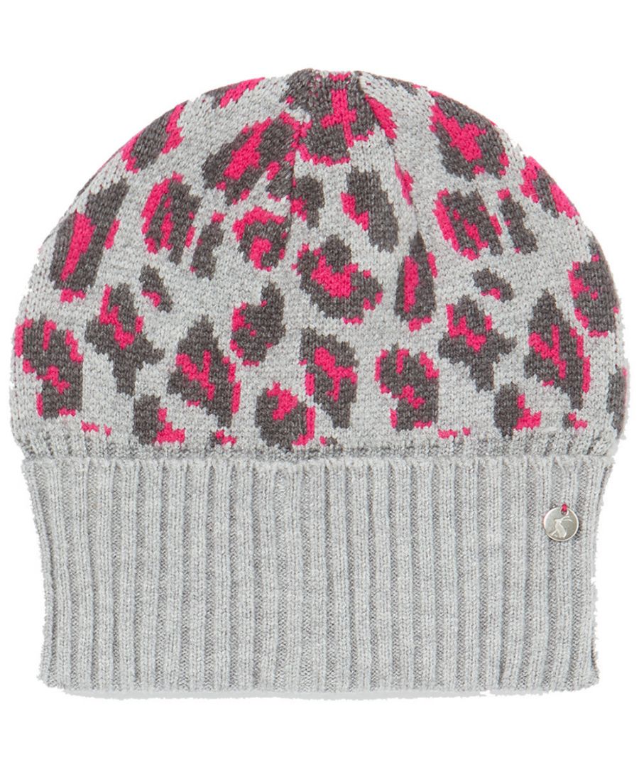 Jacquard Hat. Turn back cuffs. Joules logo tag to the side. Stretchy. 100% Acrylic.