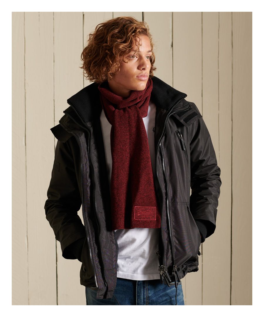 A classic design for a winter staple. The Vintage Logo Scarf features a ribbed design and an embroidered signature logo.Ribbed designEmbroidered logoL x 194cm W 23cm