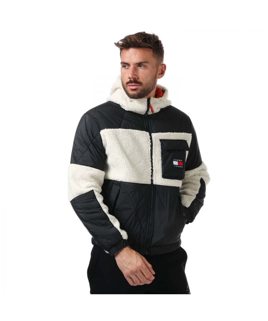 Mens Tommy Hilfiger Badge Sherpa Jacket in black.- Non-removable hood.- One chest flap pocket.- Two waist angled pockets.- Tommy badge on chest.- Tommy Jeans branding.- Mixed texture panels.- Shell: 86% Polyester  14% Acrylic. Trim: 100% Polyester.- Ref: DM0DM12304BDS