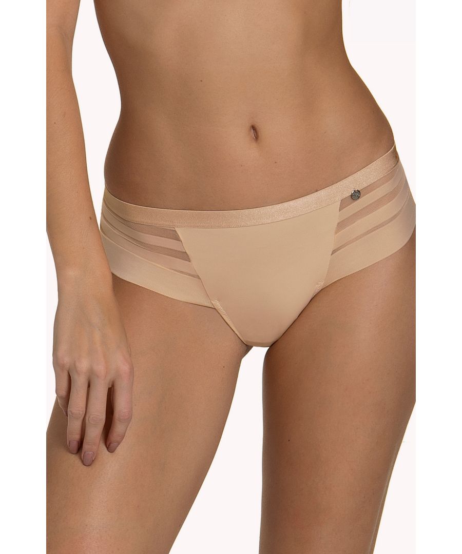 These brazilian briefs from the Lisca 'Alegra' range feature clean lines and minimalist aesthetics which are combined with a soft knit fabric and transparent mesh detail. Seduce in these Brazilian briefs with a fashionable cut and seductive, partially transparent back part. These fashionable briefs will delight you with seamless edges for a smooth look under tight clothes, with seductive transparent details and a wide elastic in the waist.