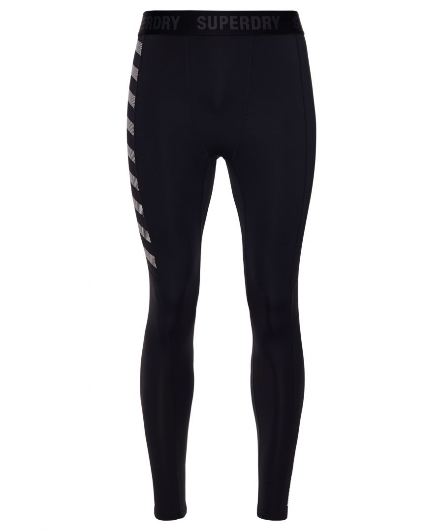 When training it's important that you have no restrictions so having clothes that move with your body is key. The Train Leggings ensure this as well as support and comfort meaning you can focus on your session.Fitted: A body sculpting fit, tight to the bodyBreathable fabric - Allows air and moisture to pass through the material to help keep you comfortableMoisture-wicking - Helps to regulate your body temperature by drawing perspiration away from the body and allowing moisture to disperse from the outer face of the fabricElasticated waistPrinted design