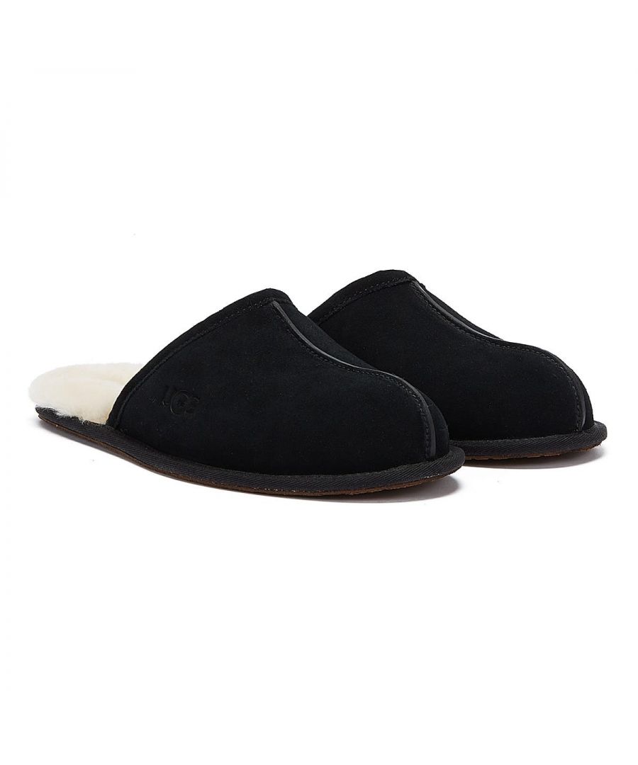 The Scuff from UGG Australia is a slipper meant to be worn indoors. Comes in a suede upper and a wool interior. The outsole combines suede and rubber. Complete with signature branding.\n\n- UGGpure™ wool lining and insole\n- Sheepskin insole