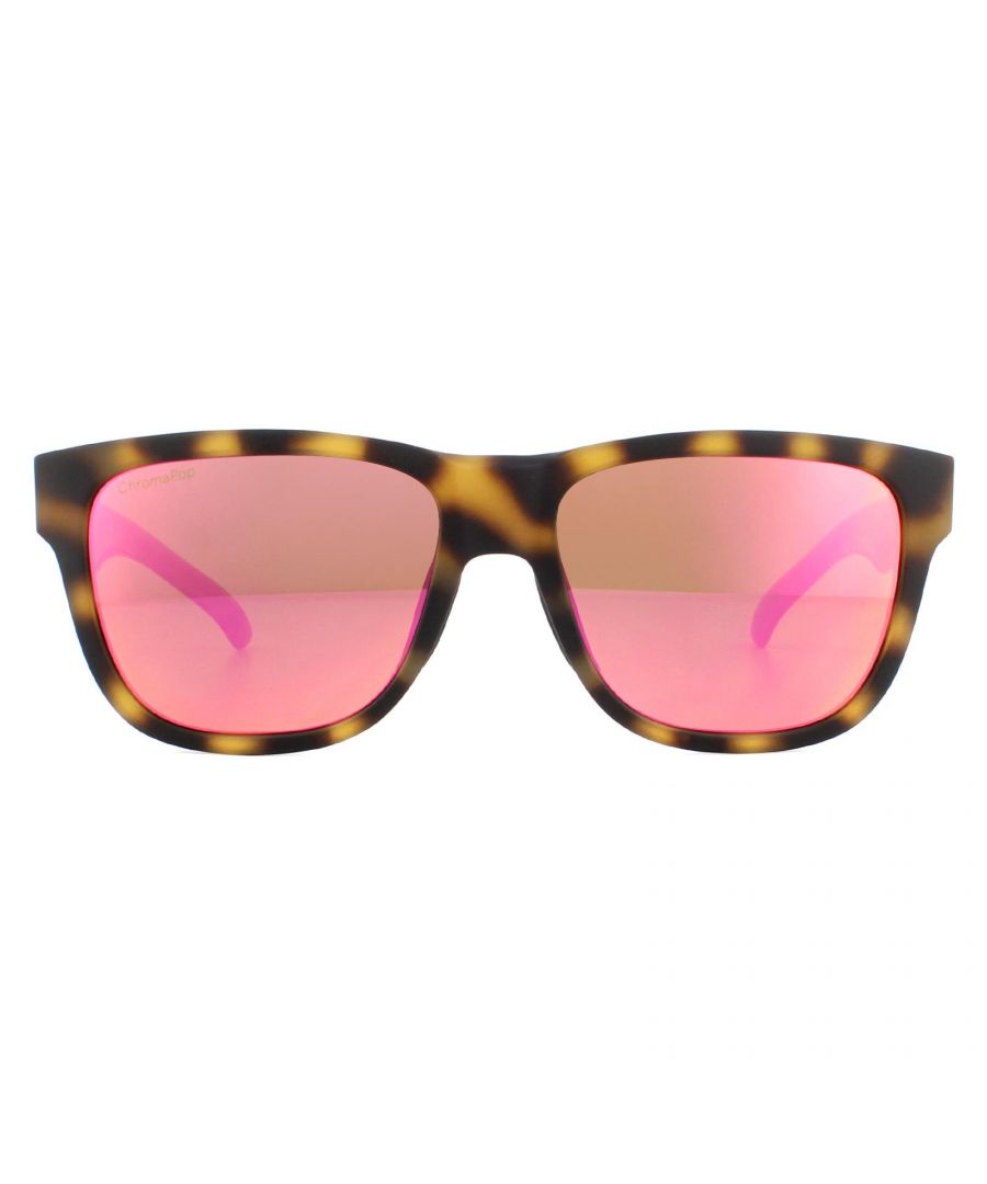 Smith Sunglasses Lowdown Slim 2 HGC DU Matte Brown Havana Pink Gold Multilayer Chromapop are a slimmed down version of the hugely popular Lowdown model. These bio-based frames have soft rubber nose pads and Autolock hinges to hold the frame open for taking off easily with one hand.